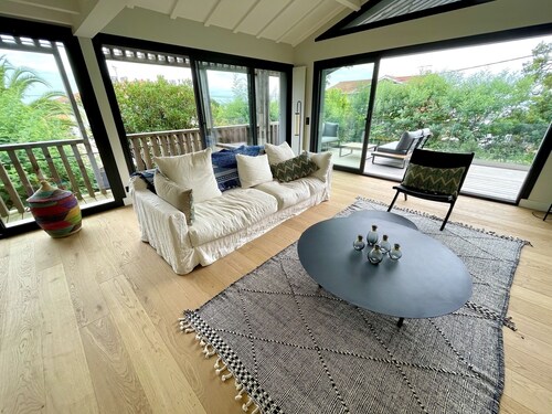 Attraktive Villa mit Panoramabuchtblick - Beste Lage Mimbeau