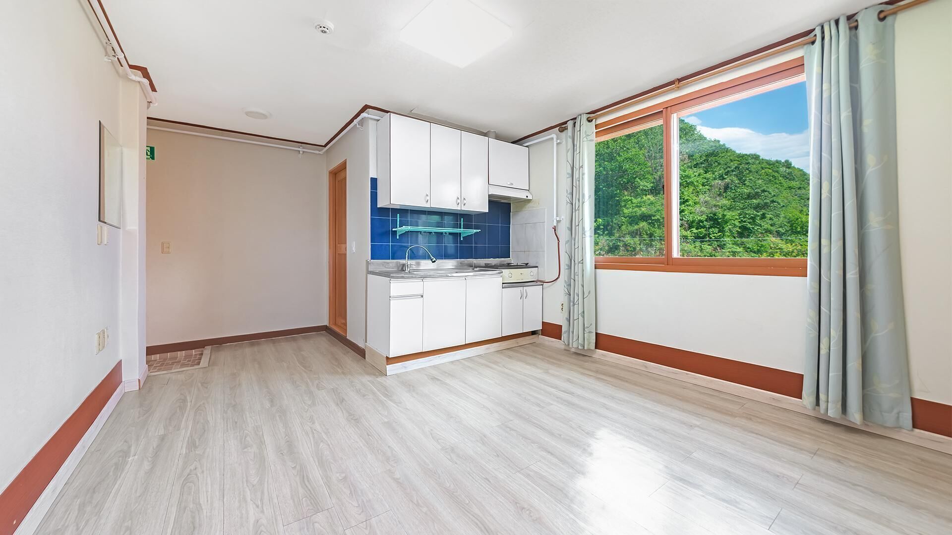Private kitchen | Fridge
