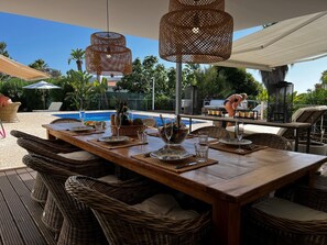 Outdoor dining - Dream villa in Carvoeiro Algarve (Carvoeiro)