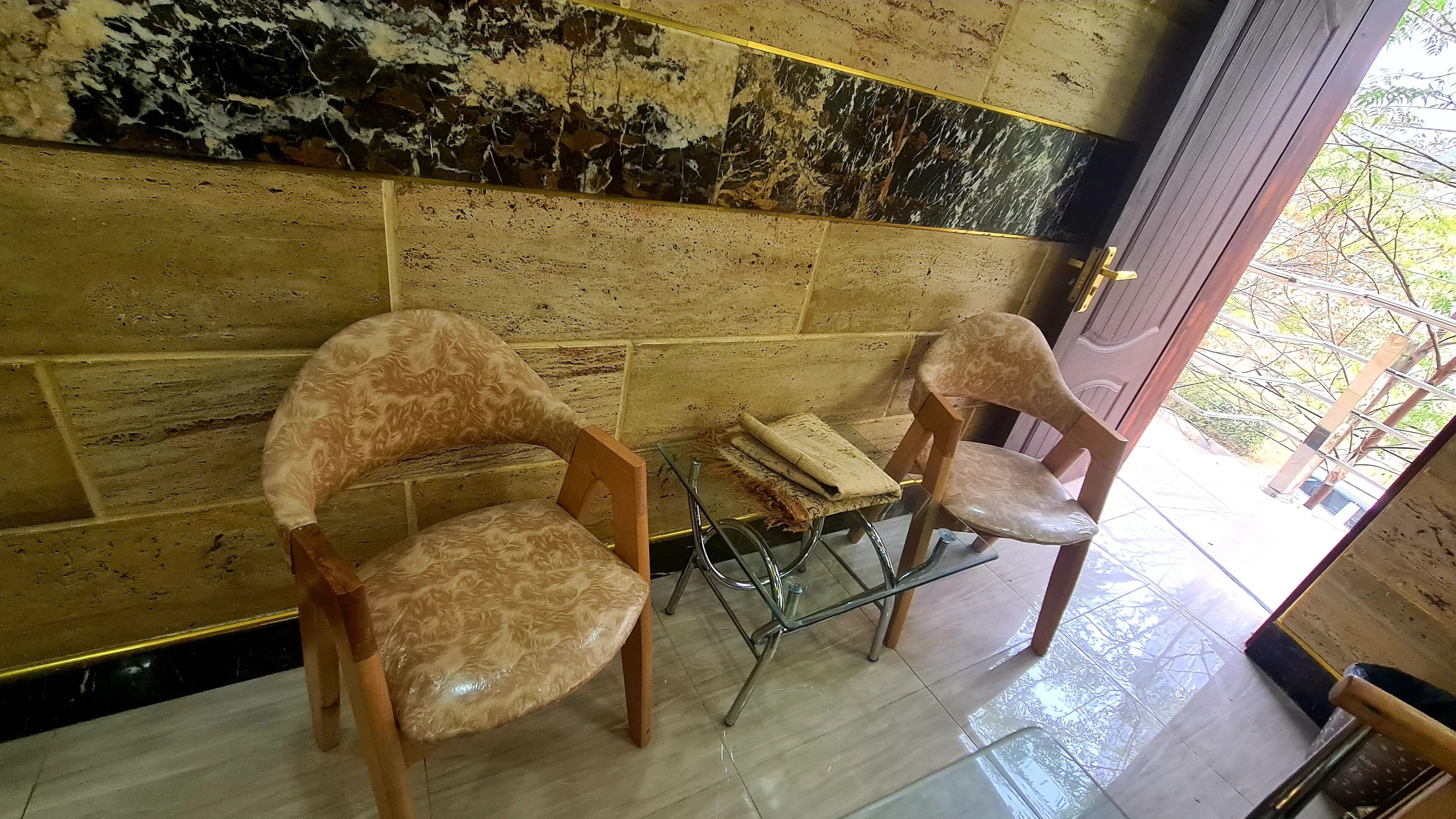 deluxe apartment, 1 bedroom | living area | lcd tv