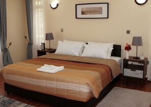 Deluxe Double Room - The Cottage Residence Karen (Nairobi)