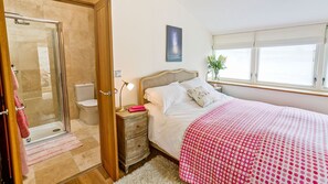 3 slaapkamers, reisbedje, gratis wifi, beddengoed