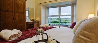 The Old Dairy - a coastal that sleeps 2 guests in 1 bedroom
