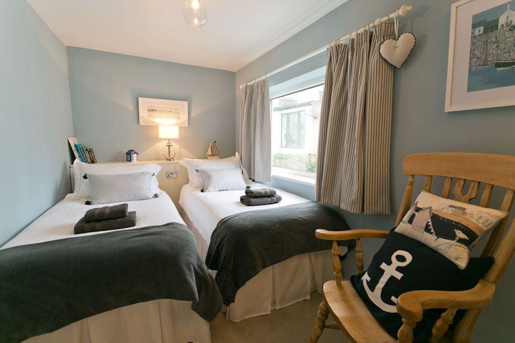 2 bedrooms, iron/ironing board, travel crib, free WiFi