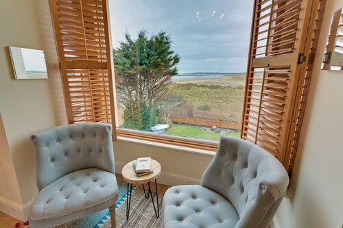 Seaforth -  a coastal that sleeps 8 guests  in 4 bedrooms