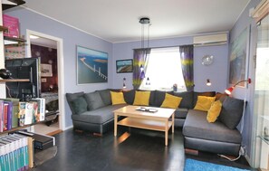 House | Living room