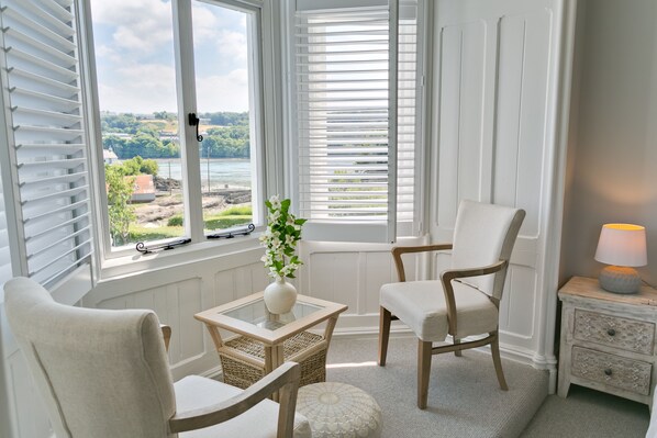 Interior - Eryl Mor -  a coastal that sleeps 14 guests  in 7 bedrooms (Menai Bridge)
