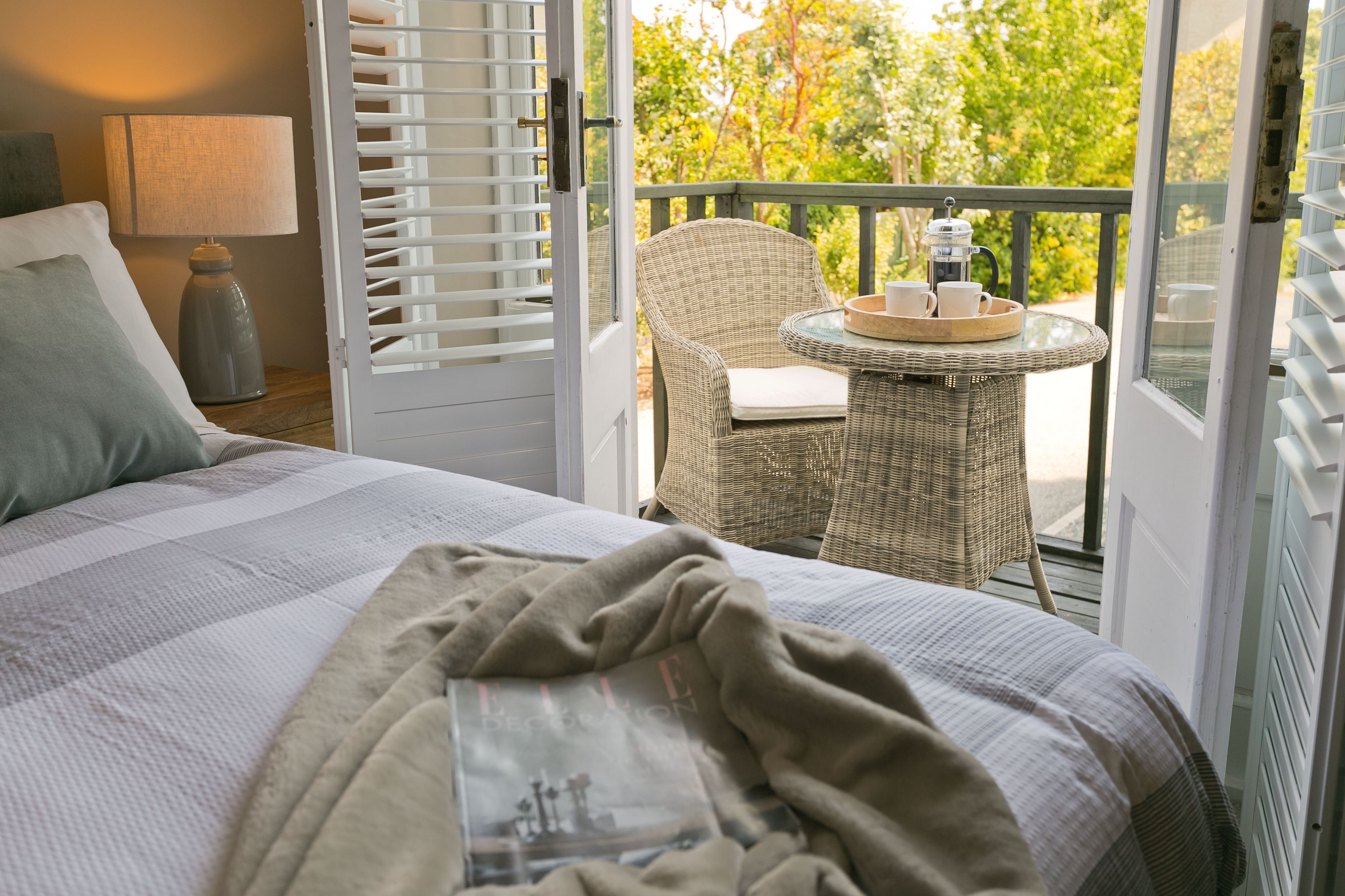 7 Schlafzimmer, Schreibtisch, Bügeleisen/Bügelbrett, Reisekinderbett