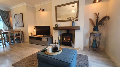 20 Rosemary Lane -  a coastal that sleeps 4 guests  in 2 bedrooms