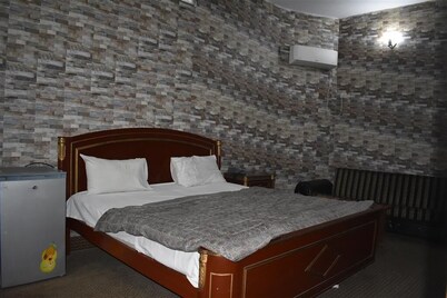 Royal Inn Guest House