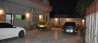 Royal Inn Guest House