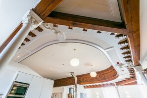 Interior - Cribinau -  a dog that sleeps 8 guests  in 4 bedrooms (Ty Croes)