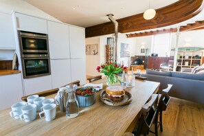 Dining - Cribinau -  a dog that sleeps 8 guests  in 4 bedrooms (Ty Croes)