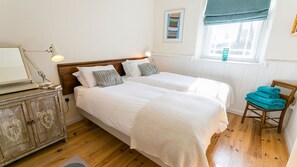 11 bedrooms, iron/ironing board, travel cot, free WiFi