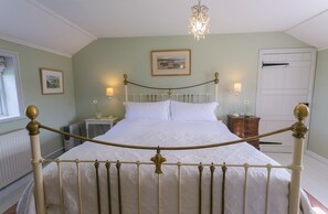 3 habitaciones, tabla de planchar con plancha y wifi gratis 