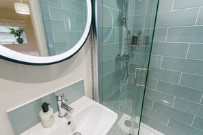Hair dryer, towels