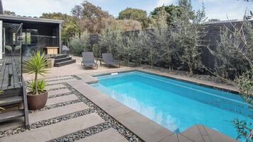 Beheizter Pool