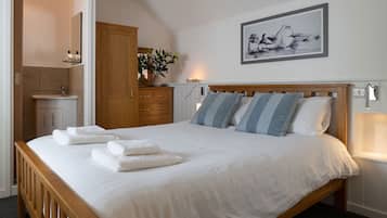 4 bedrooms, free WiFi