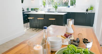 Treforris - a coastal that sleeps 8 guests in 4 bedrooms