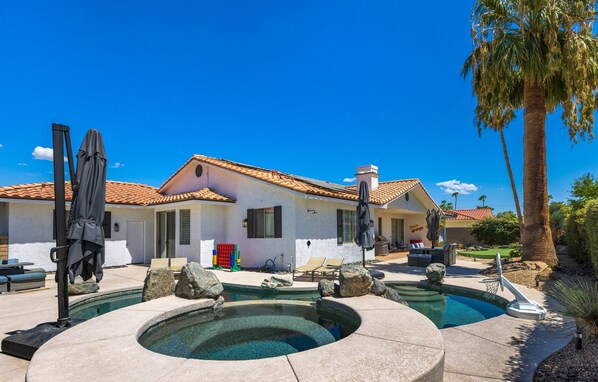 Piscina
