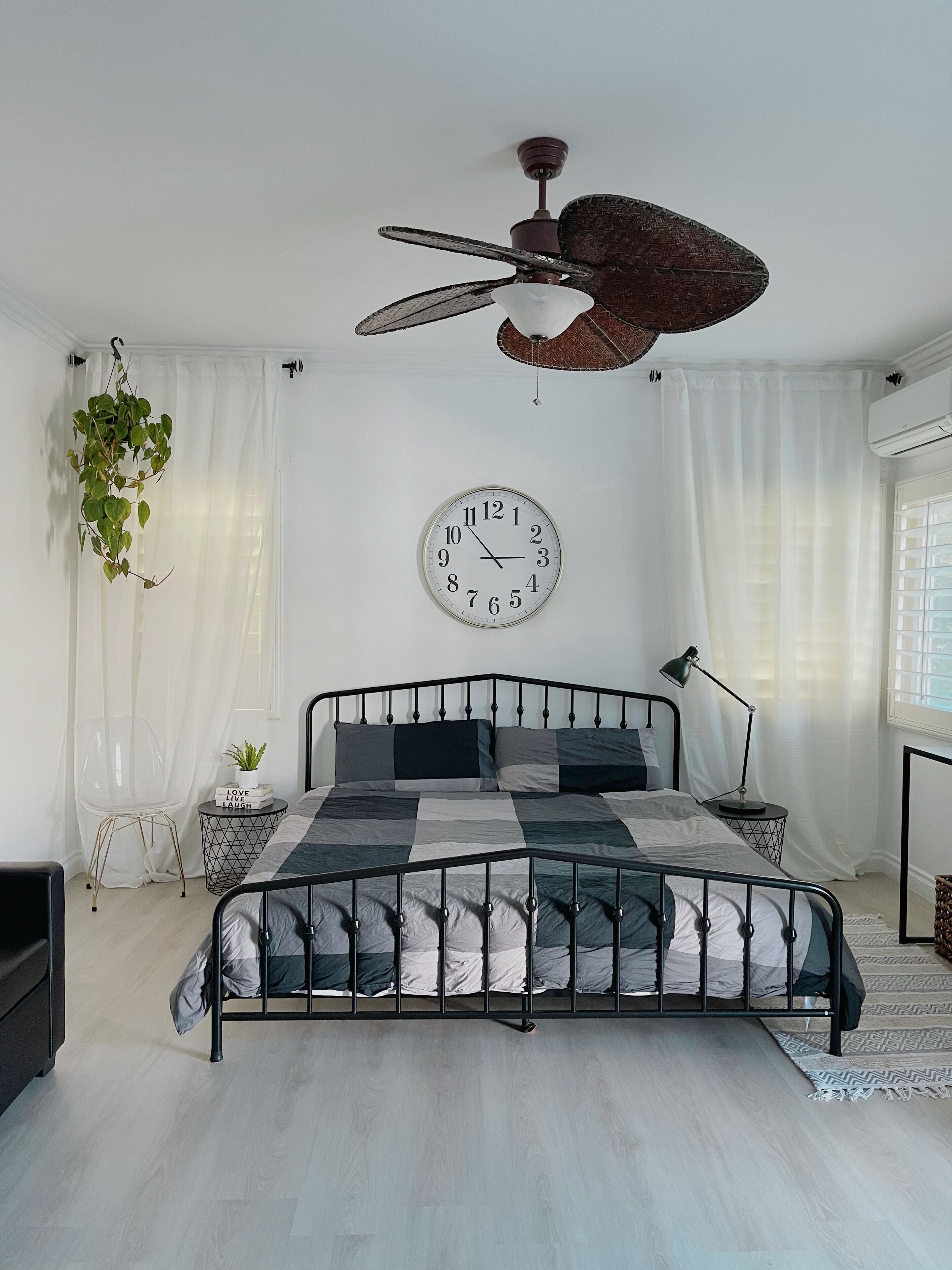 1 bedroom, iron/ironing board, travel cot, free WiFi