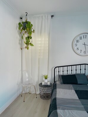 1 chambre, fer et planche à repasser, lit parapluie, Wi-Fi gratuit