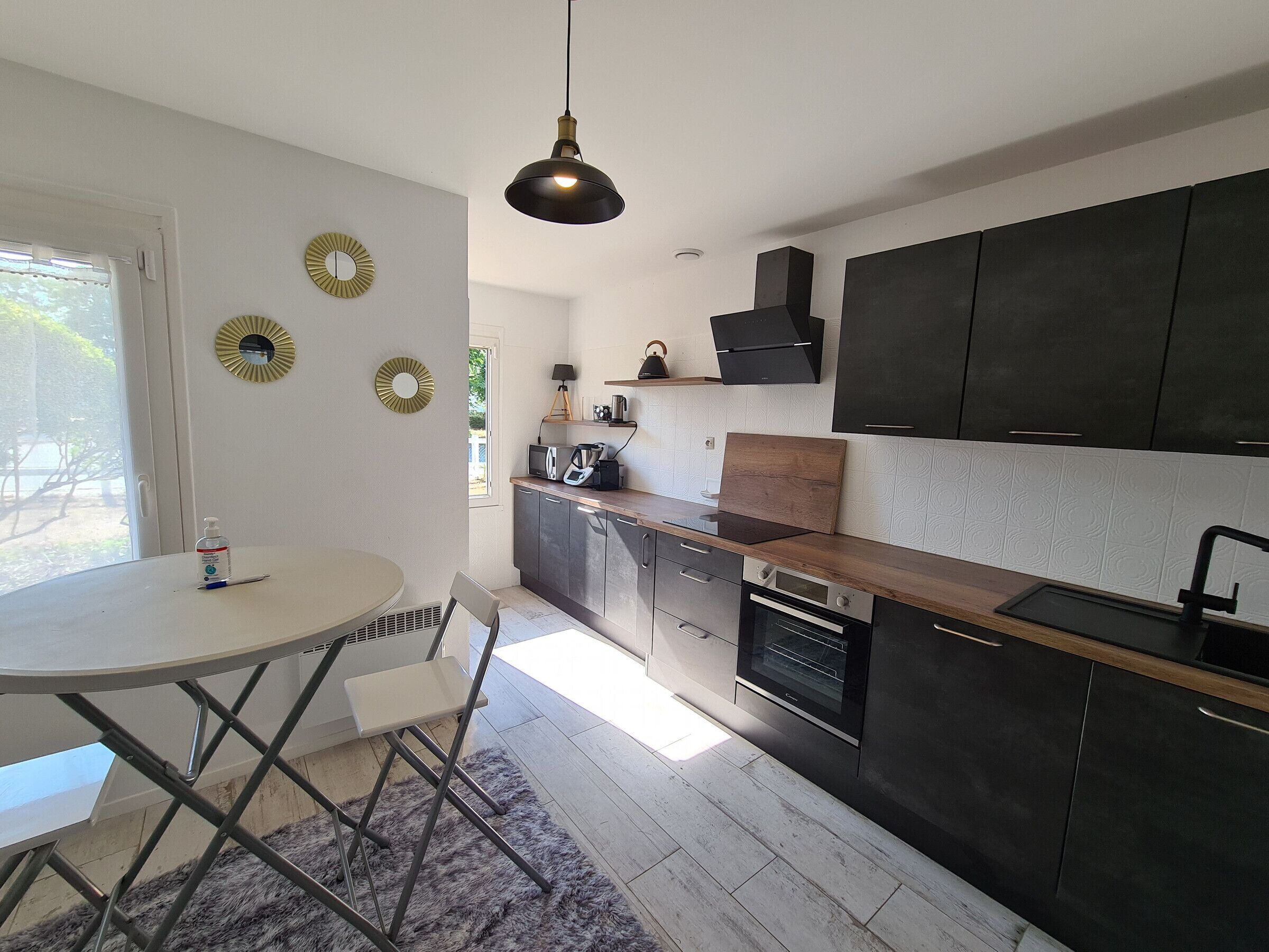 Køleskab, mikrobølgeovn, opvaskemaskine