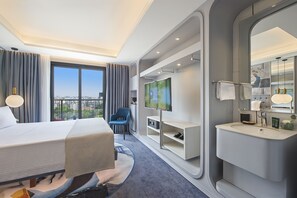 Kamar Double Superior | Minibar, brankas, meja kerja, dan kedap suara
