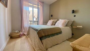 1 bedroom, travel crib, free WiFi, bed sheets