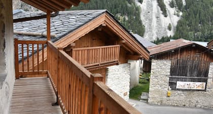 Charming Village House in La Croix - Sleeps 10 - Near Pralognan-La-Vanoise
