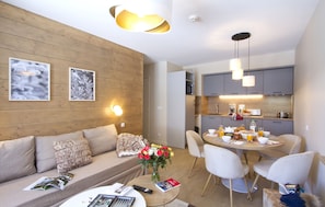 Soundproofing, free cots/infant beds, free WiFi, bed sheets - Résidence Odalys l'Eclose (Huez)