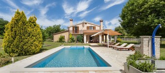 Holiday home, 170 m² with pool and fenced garden with 10000 m²