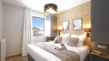 1 bedroom, soundproofing, free WiFi, bed sheets
