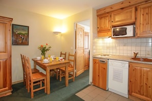 Private kitchenette - Résidence Chalet Alpina (Tignes)