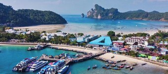 Phi Phi Ba Kao Bay Resort
