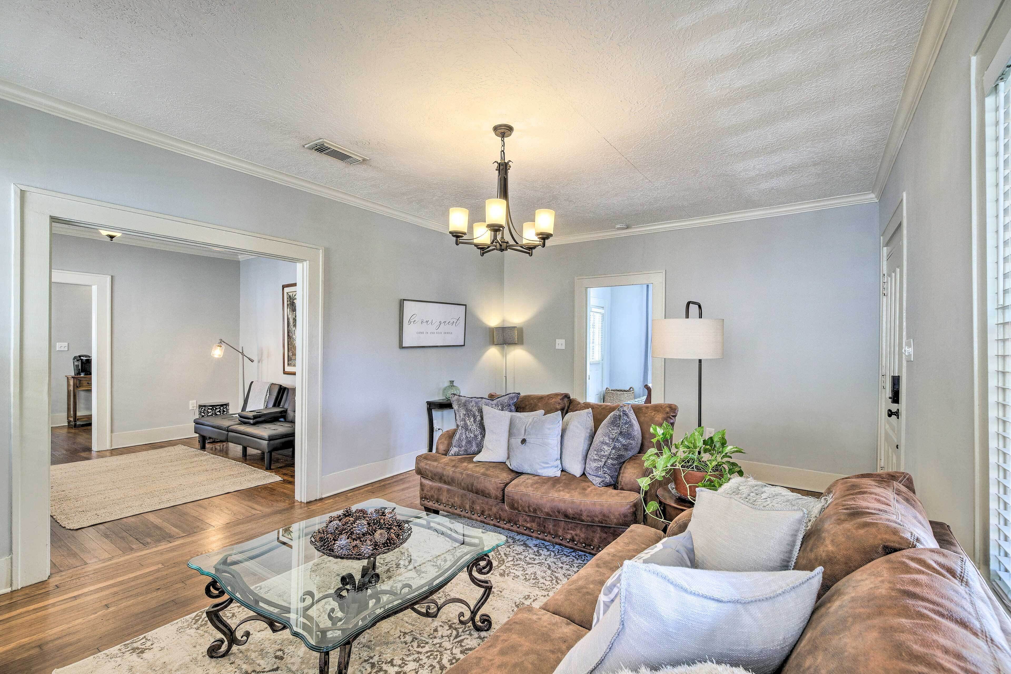 Elegant Houston Retreat < 2 Mi To Downtown!