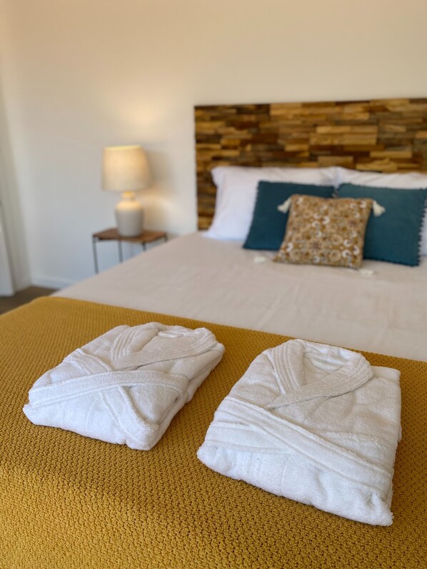 1 bedroom, Internet, bed sheets