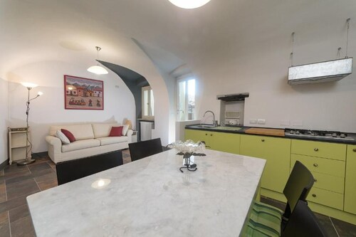 Maria  Le Case di Angelina