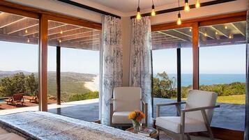 1 bedroom, minibar, bed sheets