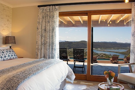 1 bedroom, minibar, bed sheets