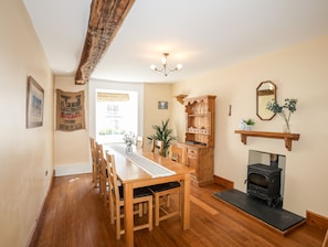 Cottage | Interior