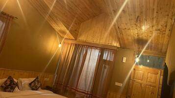 Deluxe Double Room | Egyptian cotton sheets, premium bedding, WiFi (free), bed sheets
