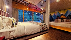Royal Room | Egyptian cotton sheets, premium bedding, free WiFi, bed sheets - Hotel Apple Flower (Manali)