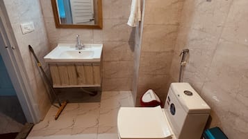 Shower, rainfall showerhead