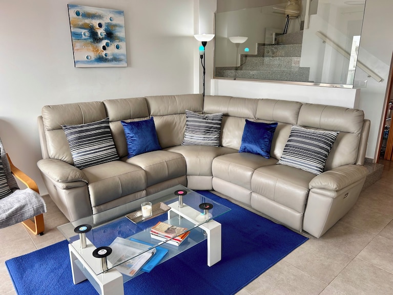 Modern Villa With Sea & Mountain Views, Close To Beach. Air Con, Wifi & Sunsets! - Puerto de Mazarrón