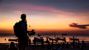 Pantai berhampiran, bar pantai 
