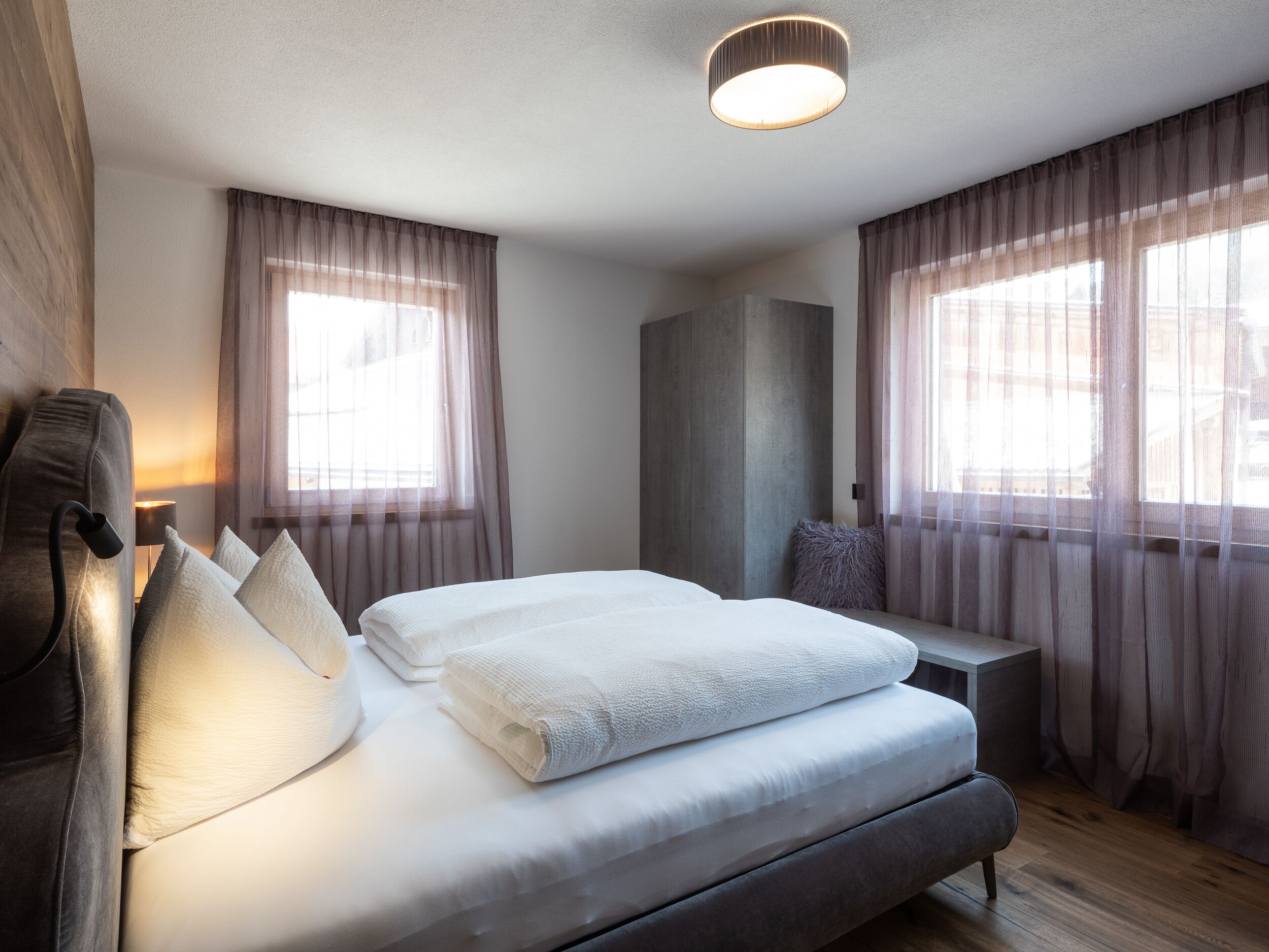 2 soverom, reiseseng for barn, wi-fi (inkludert) og sengetøy