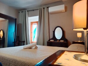 3 habitaciones, tabla de planchar con plancha y wifi gratis 