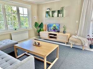 Smart-TV, bøker og PC-skjermer