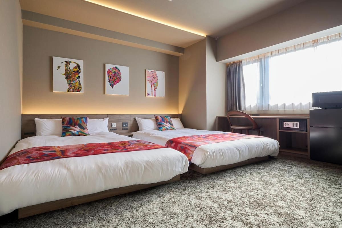 In-room safe, desk, laptop workspace, iron/ironing board
